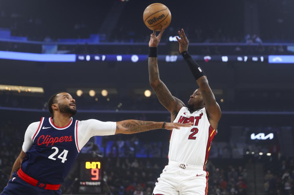 03年的首 03年的首