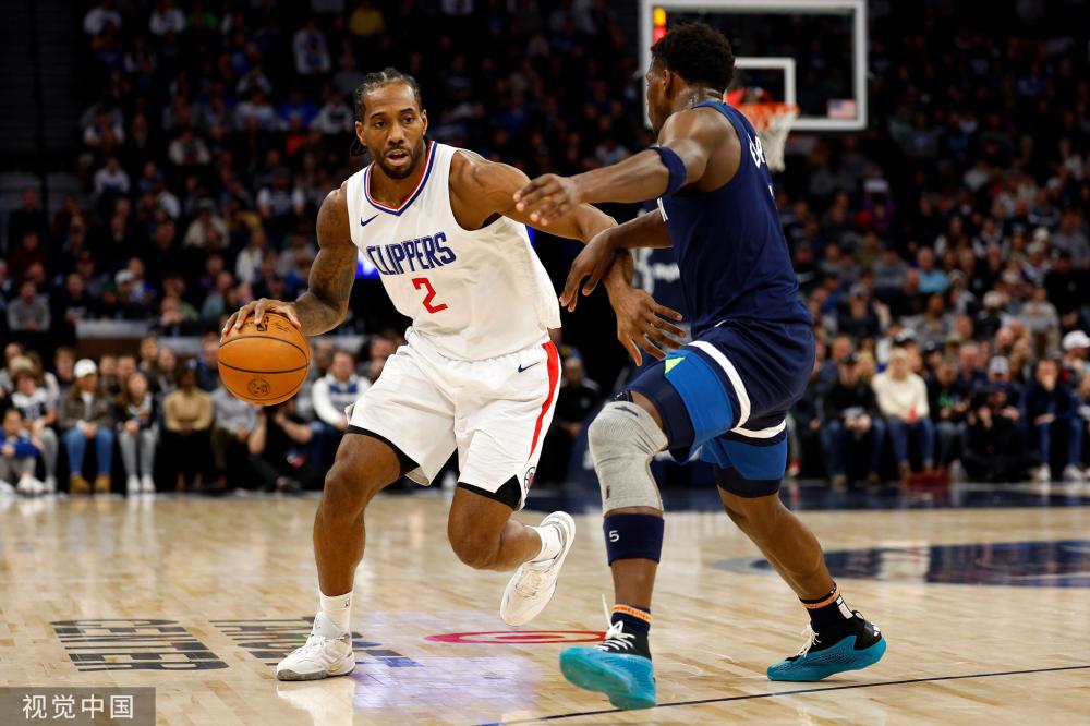 使她有望在 使她有望在