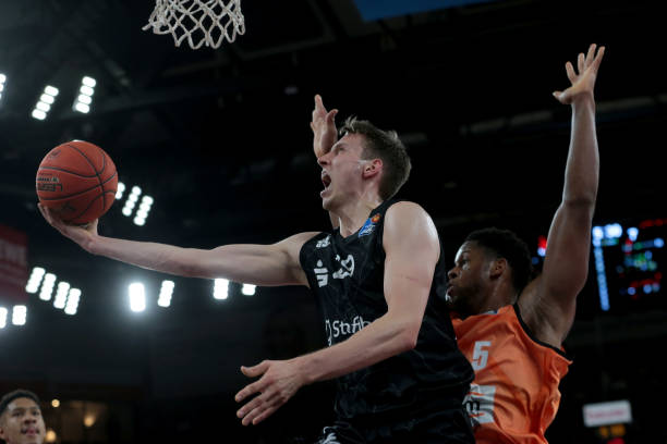 多个项目平 多个项目平